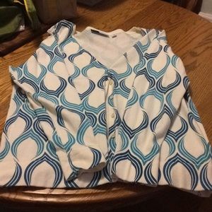 Simply Chloe Dao Long Sleeved Cardigan